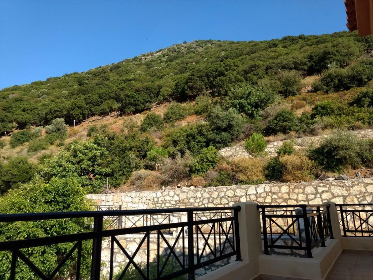 Villa Merastri Vlikhádha Exteriör bild